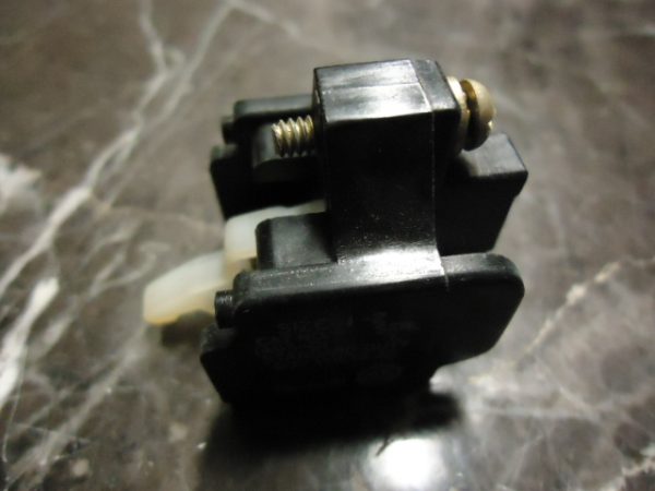 1495-G1: ALLEN-BRADLEY, AUXILIARY CONTACT SIZE 1-2, SERIES L, 600VAC, NC, EARLY BREAK, FOR STARTER